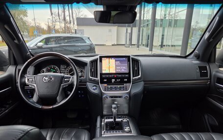 Toyota Land Cruiser 200, 2019 год, 8 000 000 рублей, 14 фотография