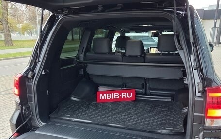 Toyota Land Cruiser 200, 2019 год, 8 000 000 рублей, 18 фотография