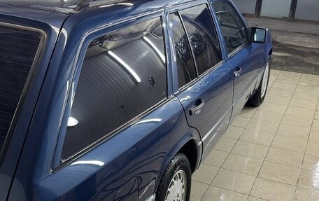 Mercedes-Benz E-Класс, 1992 год, 1 700 000 рублей, 15 фотография