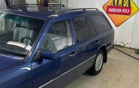Mercedes-Benz E-Класс, 1992 год, 1 700 000 рублей, 12 фотография
