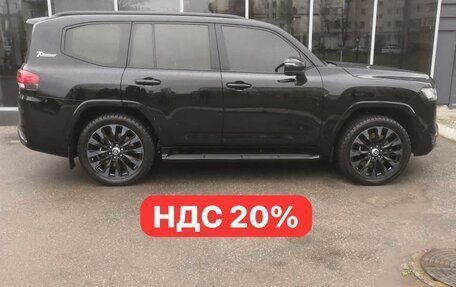 Toyota Land Cruiser, 2022 год, 10 900 000 рублей, 2 фотография