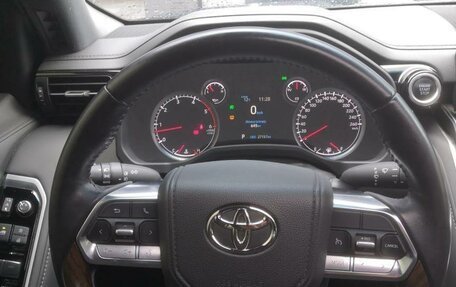 Toyota Land Cruiser, 2022 год, 10 900 000 рублей, 7 фотография