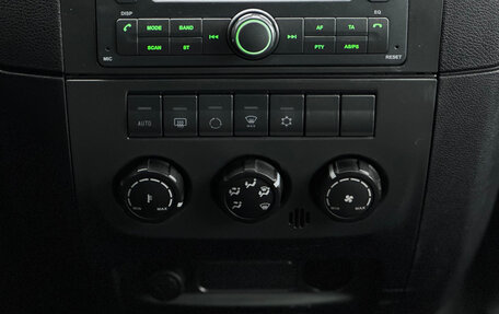 ЛуАЗ Patriot, 2012 год, 390 000 рублей, 20 фотография