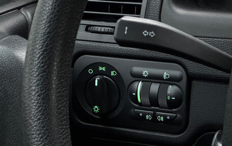 ЛуАЗ Patriot, 2012 год, 390 000 рублей, 24 фотография