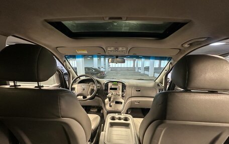 Hyundai Grand Starex Grand Starex I рестайлинг 2, 2011 год, 1 090 000 рублей, 15 фотография