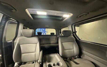 Hyundai Grand Starex Grand Starex I рестайлинг 2, 2011 год, 1 090 000 рублей, 20 фотография