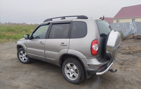Chevrolet Niva I рестайлинг, 2012 год, 435 000 рублей, 6 фотография