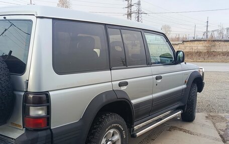 Mitsubishi Pajero III рестайлинг, 1996 год, 1 000 000 рублей, 4 фотография