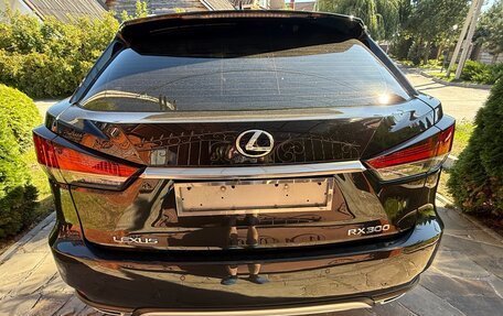 Lexus RX IV рестайлинг, 2019 год, 4 350 000 рублей, 5 фотография