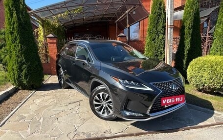 Lexus RX IV рестайлинг, 2019 год, 4 350 000 рублей, 2 фотография
