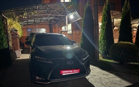 Lexus RX IV рестайлинг, 2019 год, 4 350 000 рублей, 20 фотография
