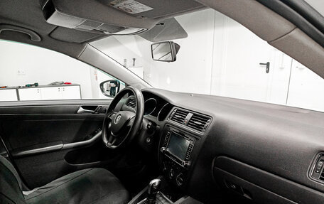 Volkswagen Jetta VI, 2015 год, 905 000 рублей, 15 фотография