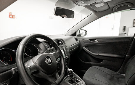 Volkswagen Jetta VI, 2015 год, 905 000 рублей, 20 фотография