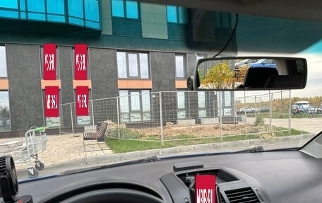 Volkswagen Polo IV рестайлинг, 2003 год, 395 000 рублей, 23 фотография