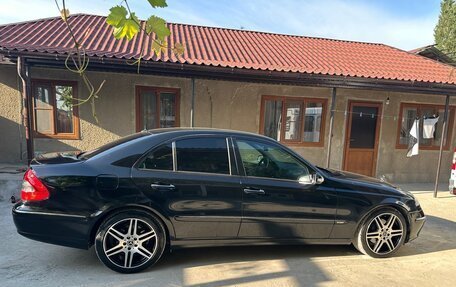 Mercedes-Benz E-Класс, 2005 год, 720 000 рублей, 9 фотография