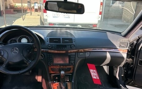 Mercedes-Benz E-Класс, 2005 год, 720 000 рублей, 4 фотография