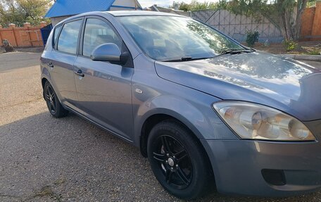 KIA cee'd I рестайлинг, 2008 год, 590 000 рублей, 13 фотография