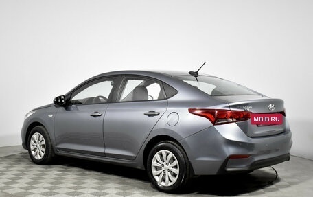 Hyundai Solaris II рестайлинг, 2017 год, 890 000 рублей, 7 фотография