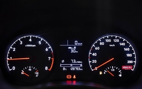 Hyundai Solaris II рестайлинг, 2017 год, 890 000 рублей, 13 фотография