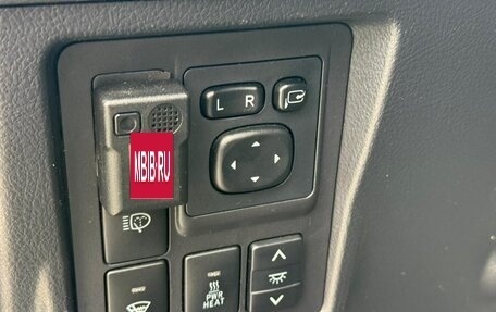 Toyota Land Cruiser Prado 150 рестайлинг 2, 2012 год, 2 400 000 рублей, 24 фотография