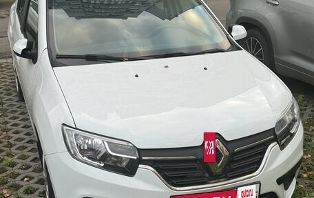 Renault Logan II, 2022 год, 1 600 000 рублей, 2 фотография