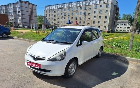 Honda Fit III, 2002 год, 230 000 рублей, 3 фотография