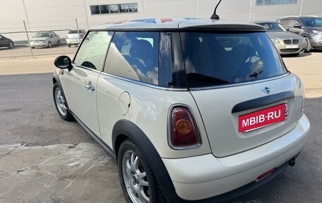 MINI Hatch, 2009 год, 590 000 рублей, 4 фотография