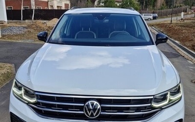 Volkswagen Tiguan II, 2021 год, 3 490 000 рублей, 1 фотография