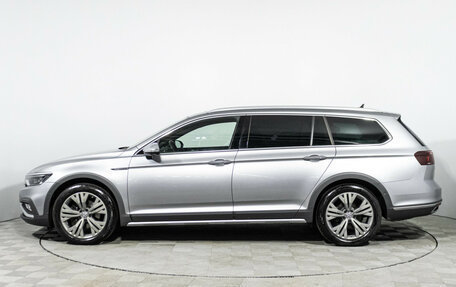 Volkswagen Passat B8 рестайлинг, 2020 год, 3 299 000 рублей, 8 фотография