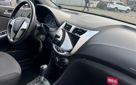Hyundai Solaris II рестайлинг, 2014 год, 910 000 рублей, 12 фотография