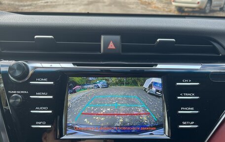 Toyota Camry, 2019 год, 2 600 000 рублей, 16 фотография