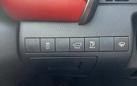 Toyota Camry, 2019 год, 2 600 000 рублей, 17 фотография