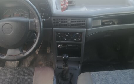 Daewoo Nexia I рестайлинг, 2008 год, 120 000 рублей, 3 фотография