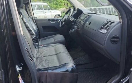 Volkswagen Caravelle T5, 2006 год, 1 150 000 рублей, 4 фотография