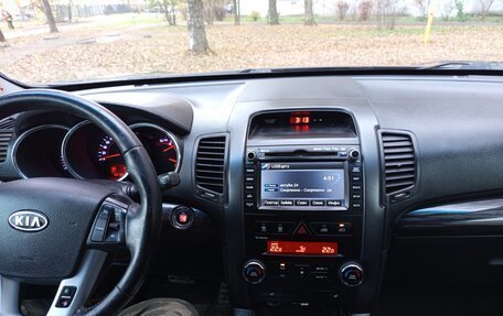 KIA Sorento II рестайлинг, 2011 год, 1 100 000 рублей, 13 фотография