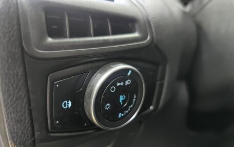 Ford Focus III, 2015 год, 399 000 рублей, 21 фотография