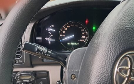 Toyota Land Cruiser 100 рестайлинг 2, 2007 год, 1 800 000 рублей, 10 фотография