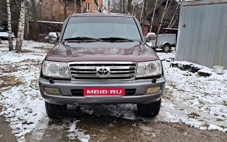 Toyota Land Cruiser 100 рестайлинг 2, 2007 год, 1 800 000 рублей, 2 фотография