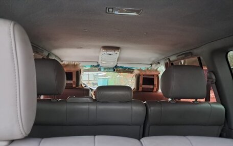 Toyota Land Cruiser 100 рестайлинг 2, 2007 год, 1 800 000 рублей, 19 фотография