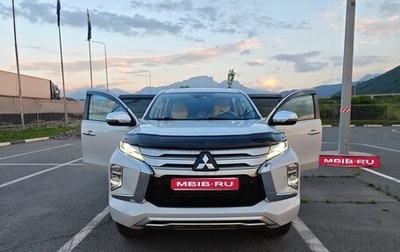 Mitsubishi Pajero Sport III рестайлинг, 2020 год, 3 550 000 рублей, 1 фотография
