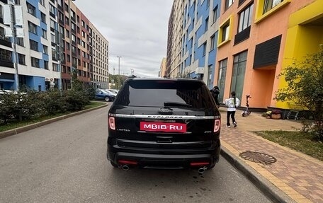 Ford Explorer VI, 2012 год, 1 570 000 рублей, 2 фотография