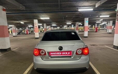 Volkswagen Jetta VI, 2009 год, 650 000 рублей, 11 фотография