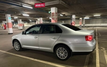 Volkswagen Jetta VI, 2009 год, 650 000 рублей, 6 фотография