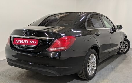 Mercedes-Benz C-Класс, 2018 год, 1 880 000 рублей, 3 фотография