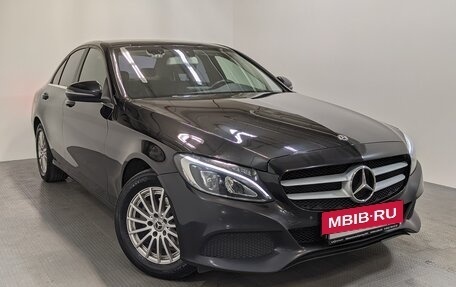 Mercedes-Benz C-Класс, 2018 год, 1 880 000 рублей, 2 фотография