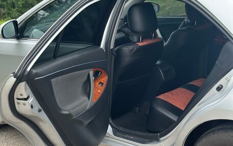 Toyota Camry, 2010 год, 1 270 000 рублей, 17 фотография