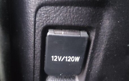 Toyota Land Cruiser Prado 150 рестайлинг 2, 2013 год, 2 700 000 рублей, 10 фотография