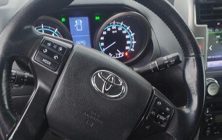 Toyota Land Cruiser Prado 150 рестайлинг 2, 2013 год, 2 700 000 рублей, 19 фотография