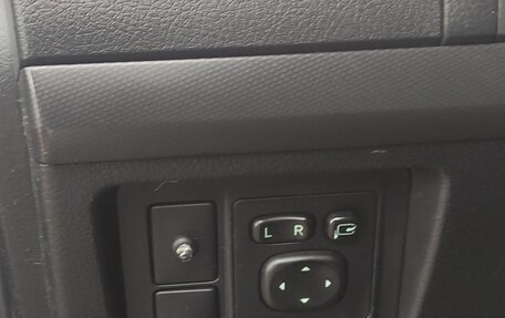 Toyota Land Cruiser Prado 150 рестайлинг 2, 2013 год, 2 700 000 рублей, 17 фотография