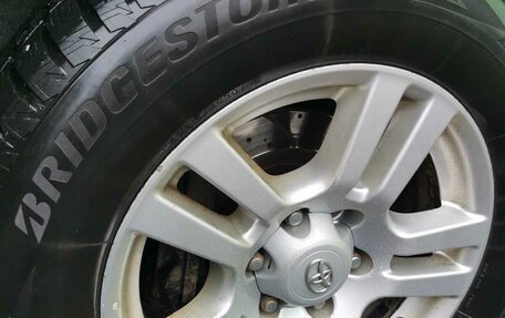 Toyota Land Cruiser Prado 150 рестайлинг 2, 2013 год, 2 700 000 рублей, 28 фотография